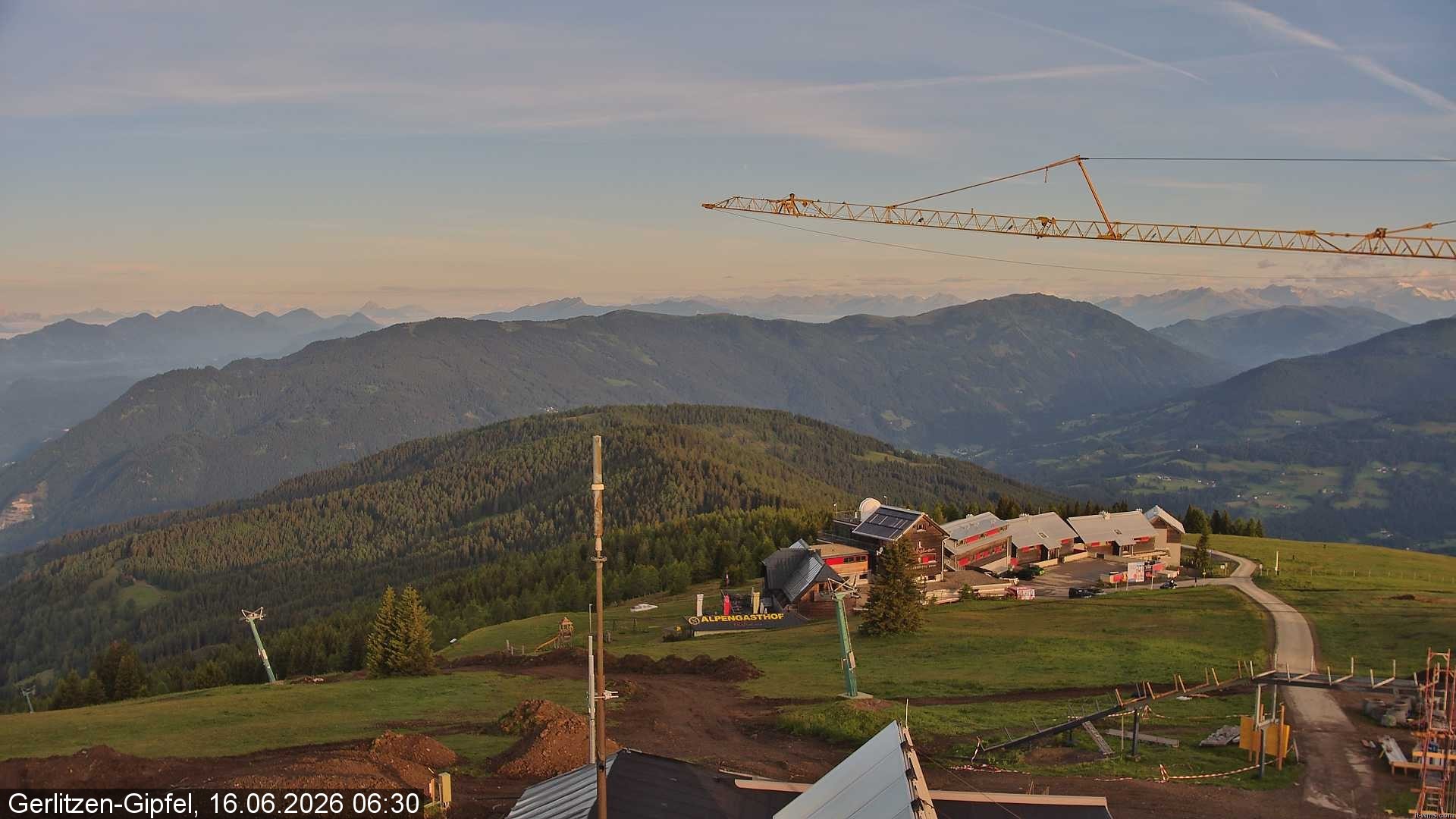 Archiv Foto Webcam Gerlitzen Gipfel: Bergstation 8er Carving Jet