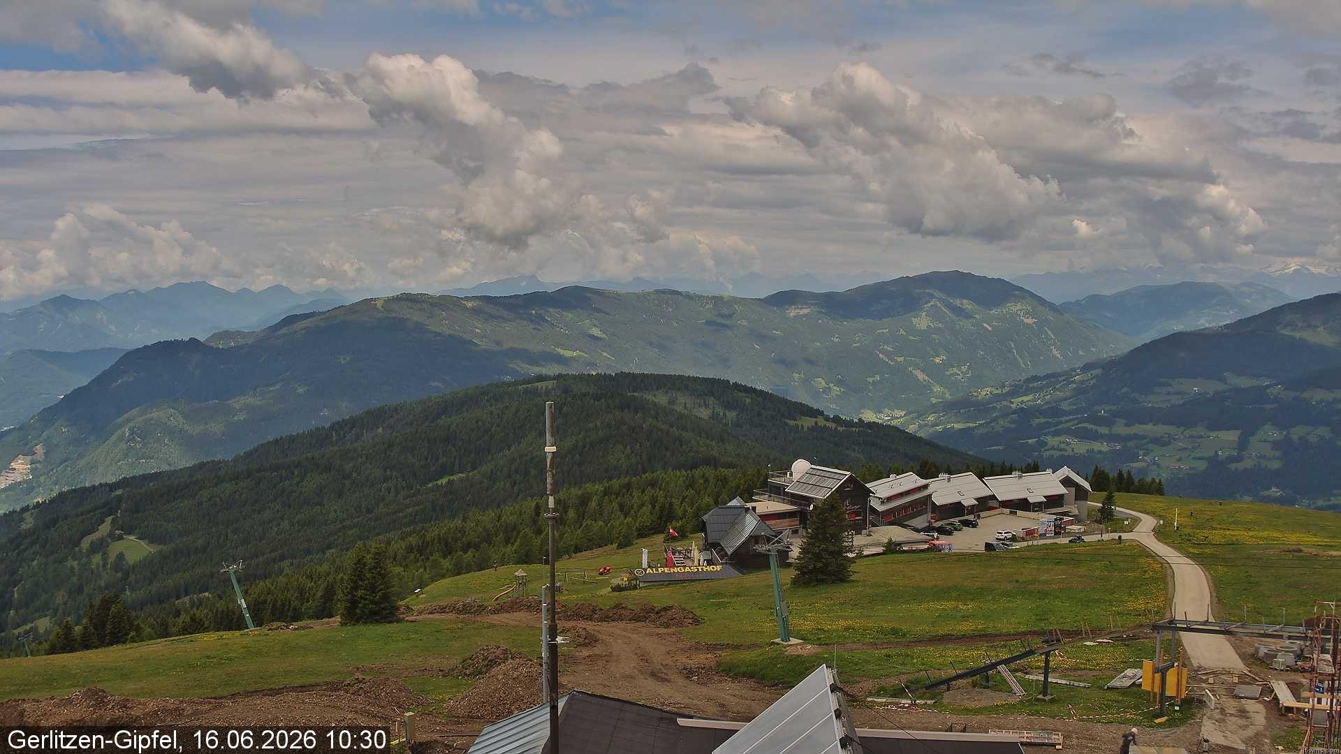 Archiv Foto Webcam Gerlitzen Gipfel: Bergstation 8er Carving Jet