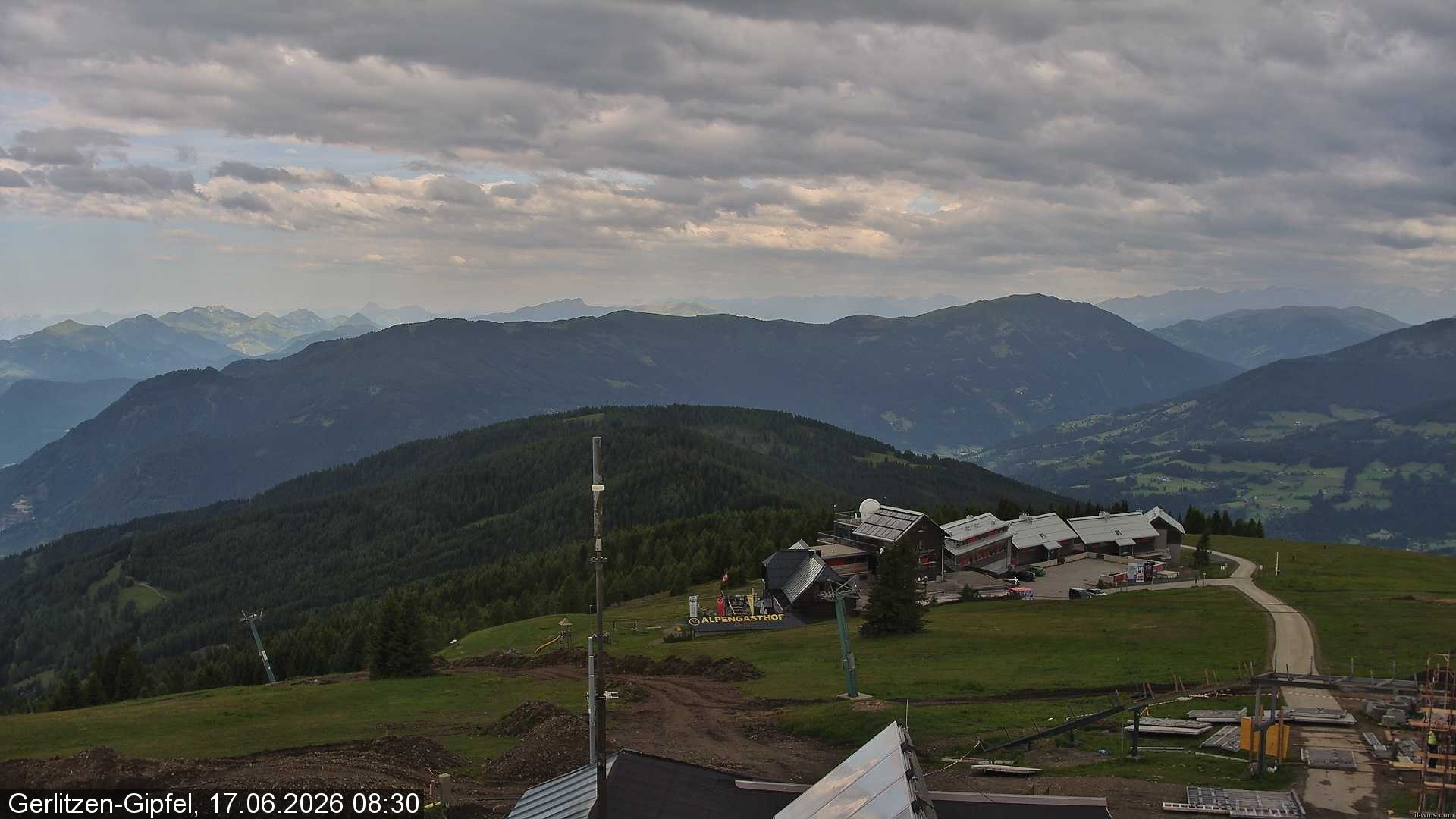 Archiv Foto Webcam Gerlitzen Gipfel: Bergstation 8er Carving Jet