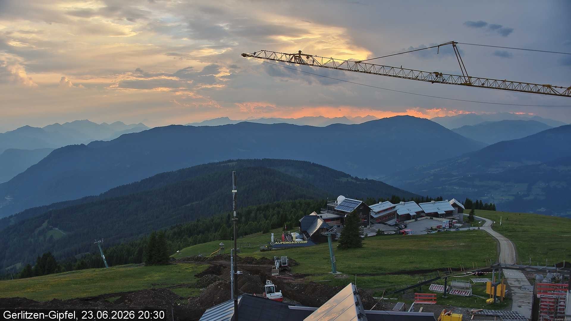 Archiv Foto Webcam Gerlitzen Gipfel: Bergstation 8er Carving Jet