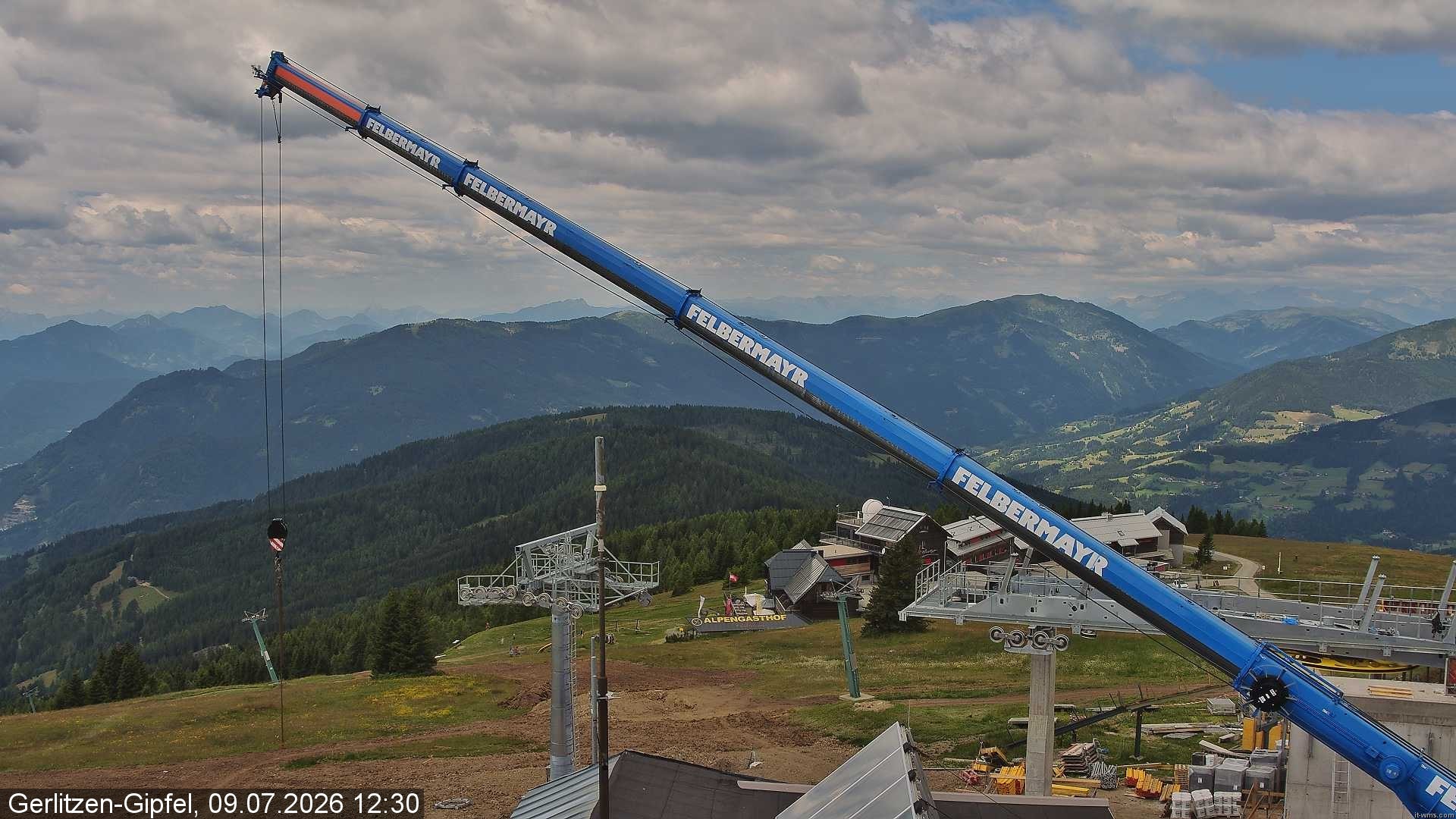 Archiv Foto Webcam Gerlitzen Gipfel: Bergstation 8er Carving Jet