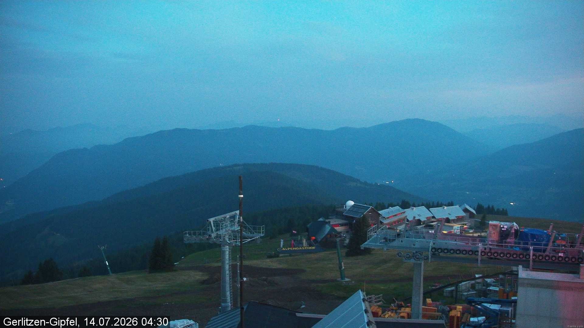 Archiv Foto Webcam Gerlitzen Gipfel: Bergstation 8er Carving Jet