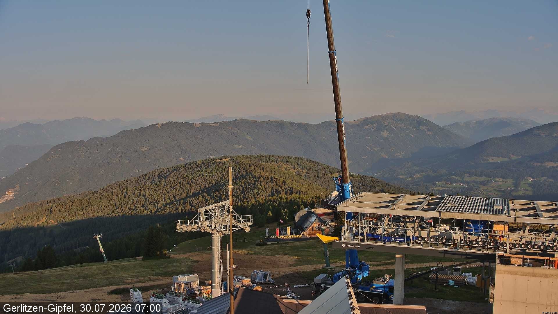 Archiv Foto Webcam Gerlitzen Gipfel: Bergstation 8er Carving Jet