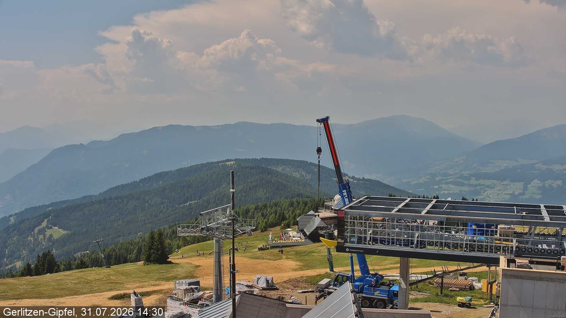 Archiv Foto Webcam Gerlitzen Gipfel: Bergstation 8er Carving Jet