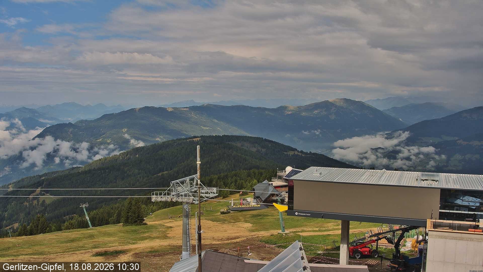 Archiv Foto Webcam Gerlitzen Gipfel: Bergstation 8er Carving Jet