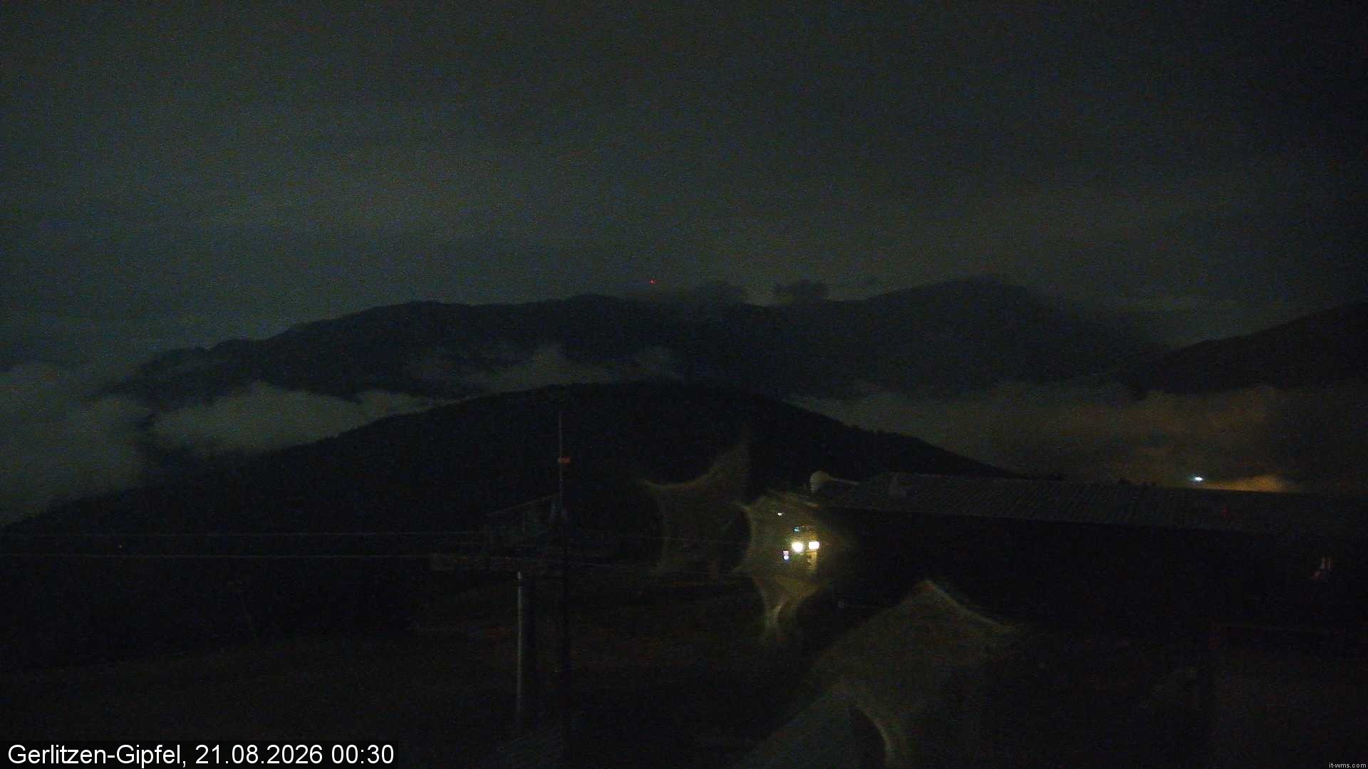 Archiv Foto Webcam Gerlitzen Gipfel: Bergstation 8er Carving Jet