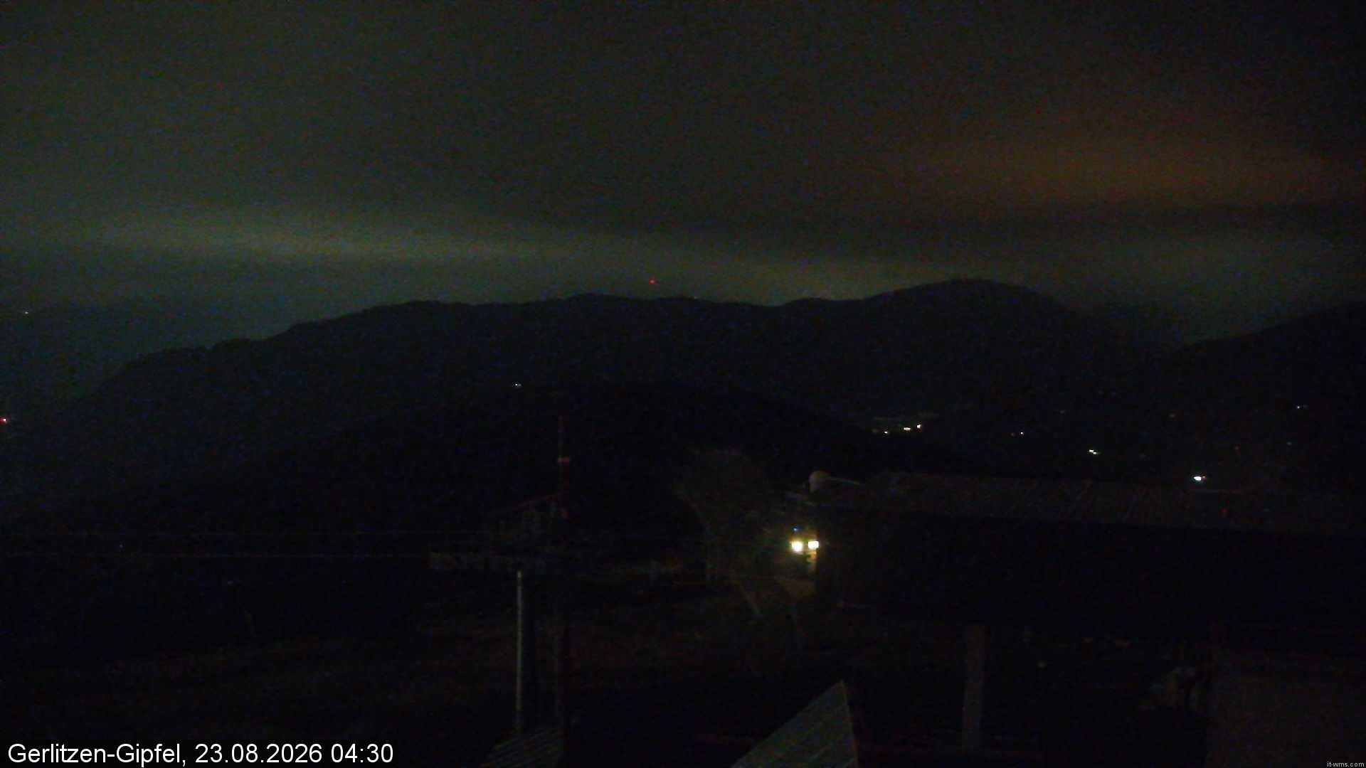 Archiv Foto Webcam Gerlitzen Gipfel: Bergstation 8er Carving Jet