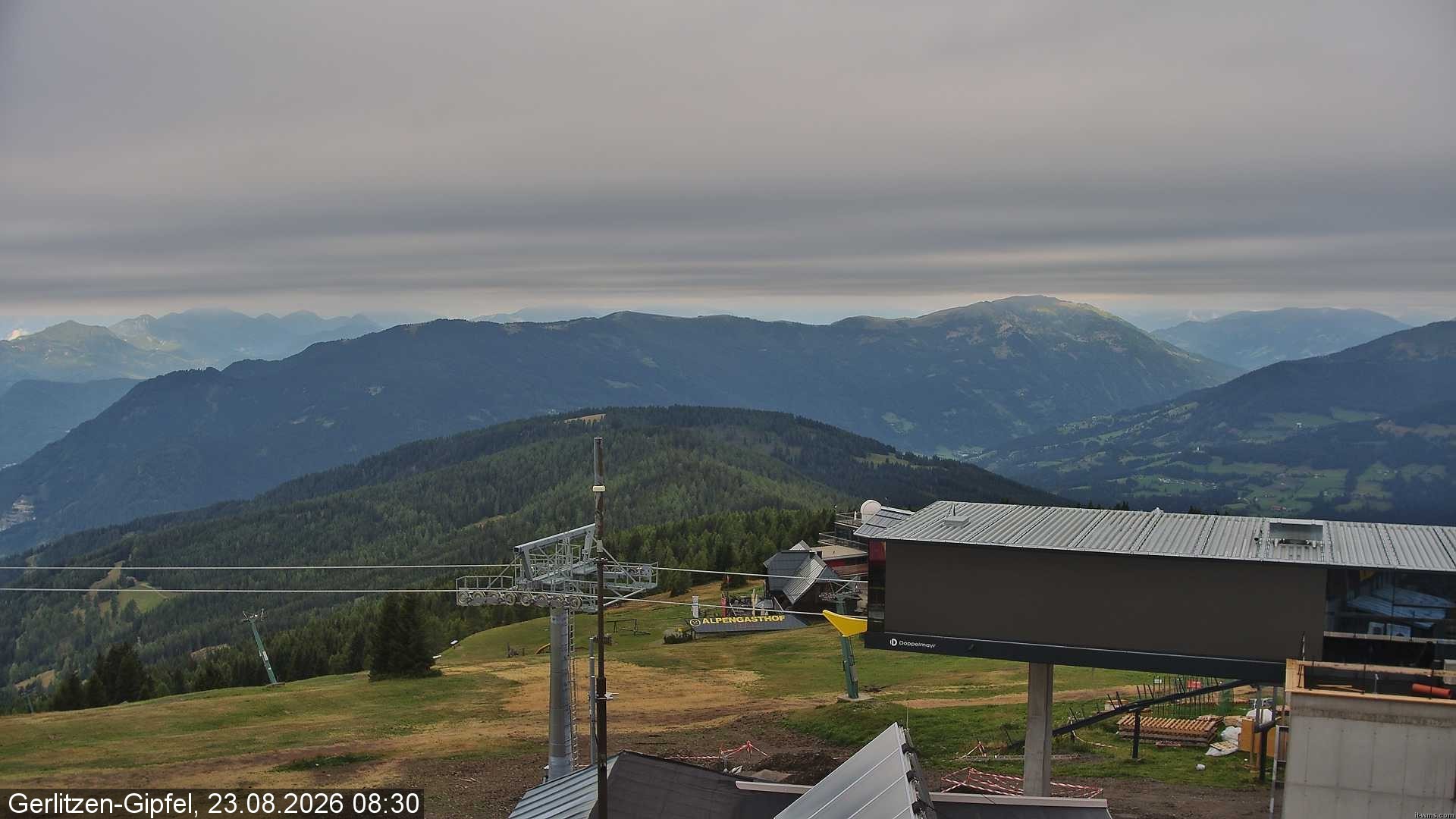Archiv Foto Webcam Gerlitzen Gipfel: Bergstation 8er Carving Jet