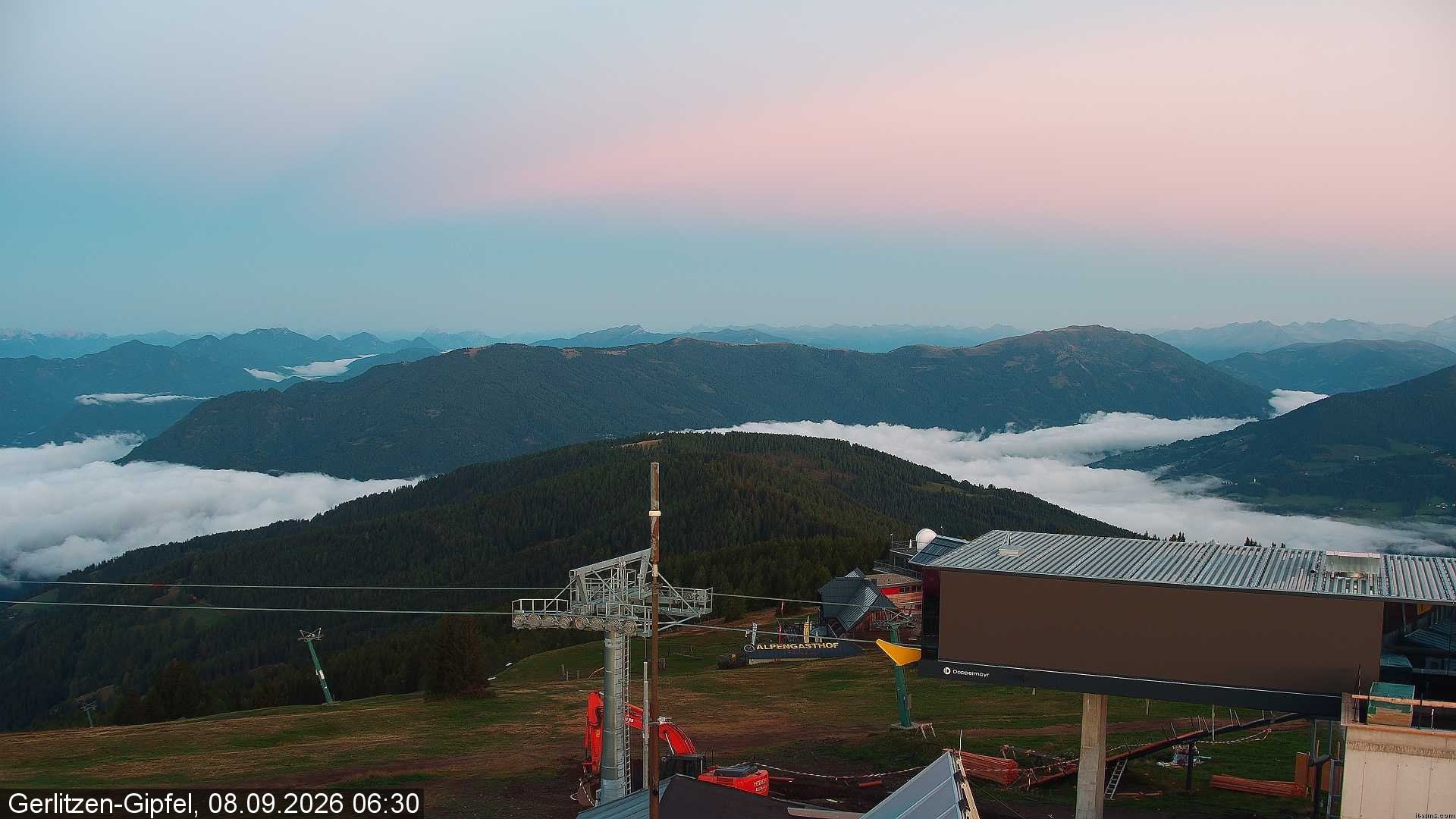 Archiv Foto Webcam Gerlitzen Gipfel: Bergstation 8er Carving Jet