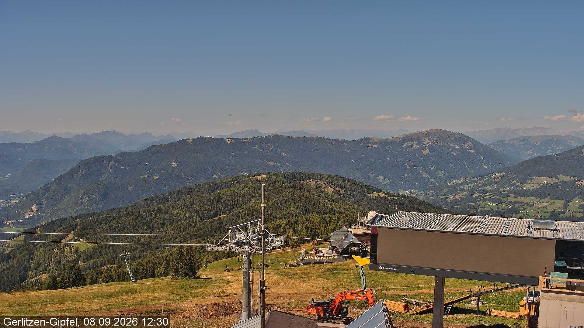 Archiv Foto Webcam Gerlitzen Gipfel: Bergstation 8er Carving Jet