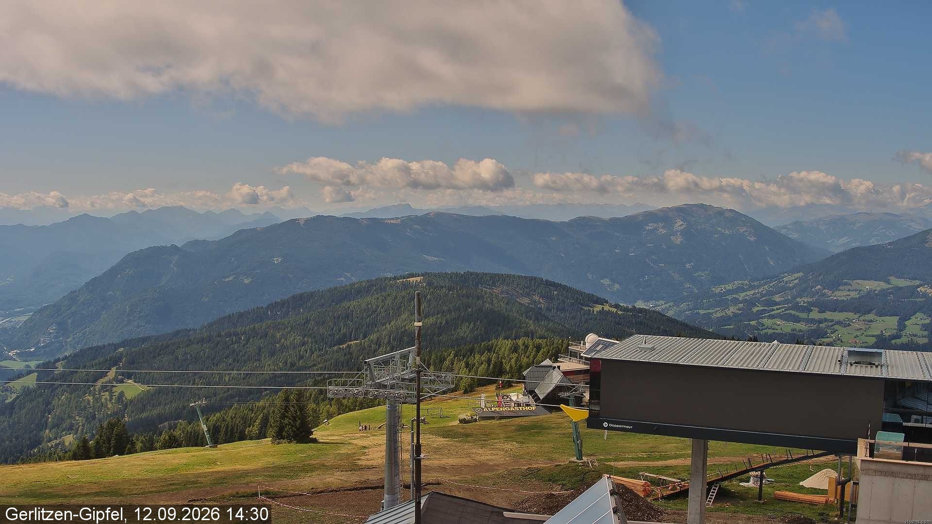 Archiv Foto Webcam Gerlitzen Gipfel: Bergstation 8er Carving Jet