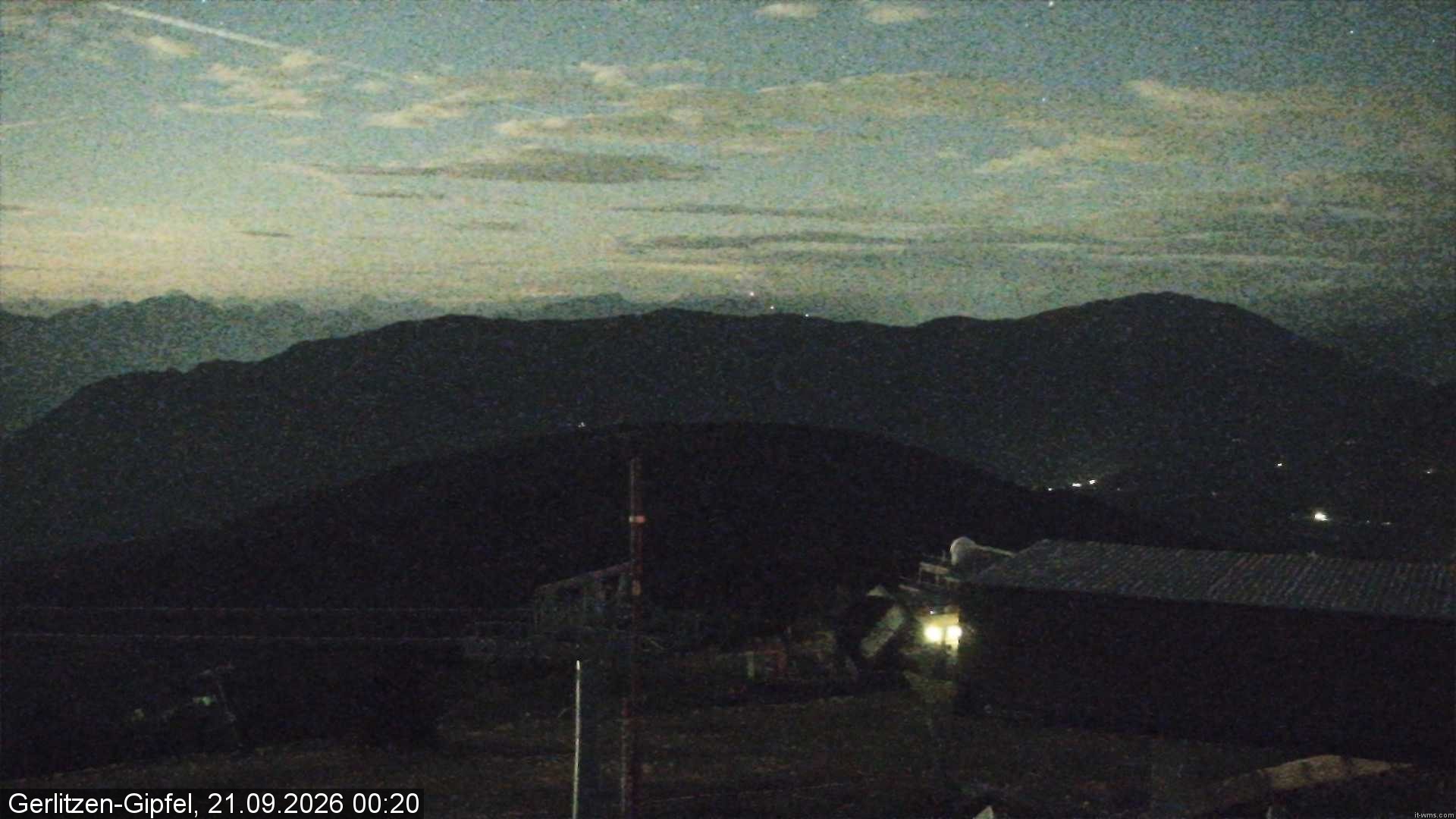 Archiv Foto Webcam Gerlitzen Gipfel: Bergstation 8er Carving Jet