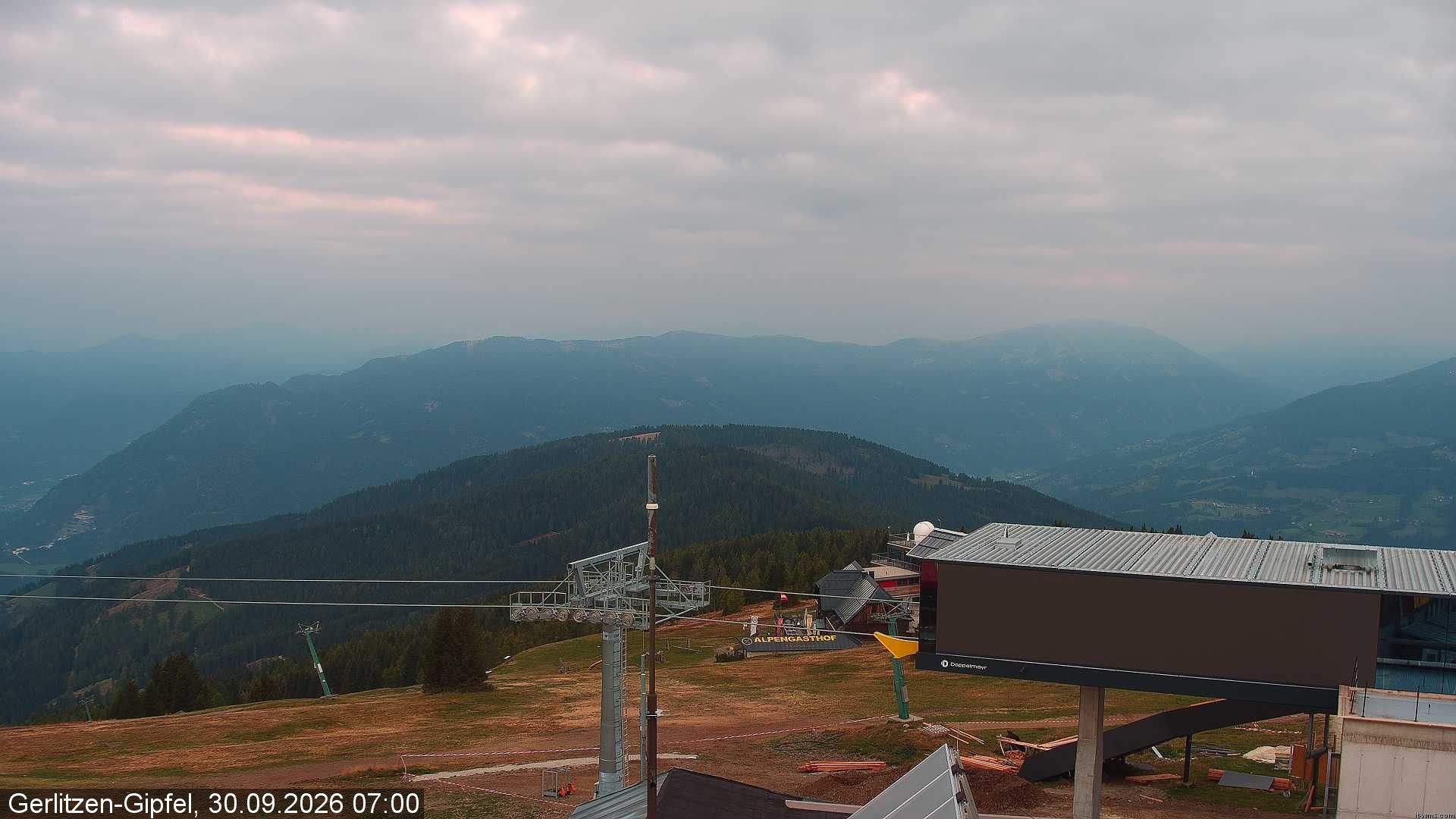 Archiv Foto Webcam Gerlitzen Gipfel: Bergstation 8er Carving Jet