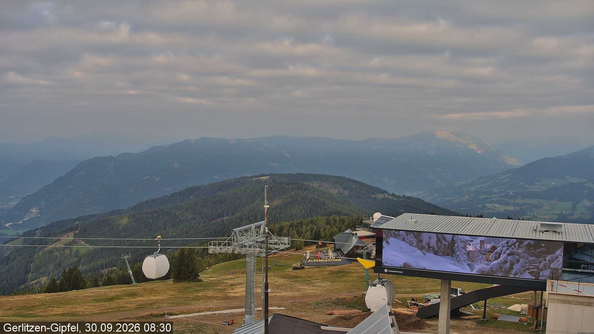 Archiv Foto Webcam Gerlitzen Gipfel: Bergstation 8er Carving Jet