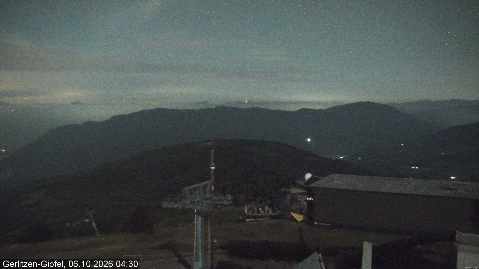 Archiv Foto Webcam Gerlitzen Gipfel: Bergstation 8er Carving Jet