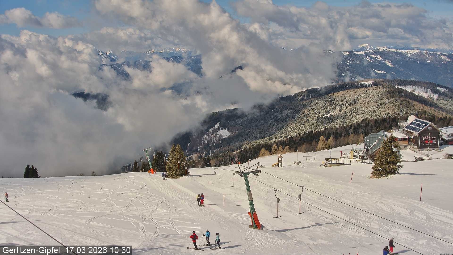 Archiv Foto Webcam Gerlitzen-Gipfel - Alpengasthof