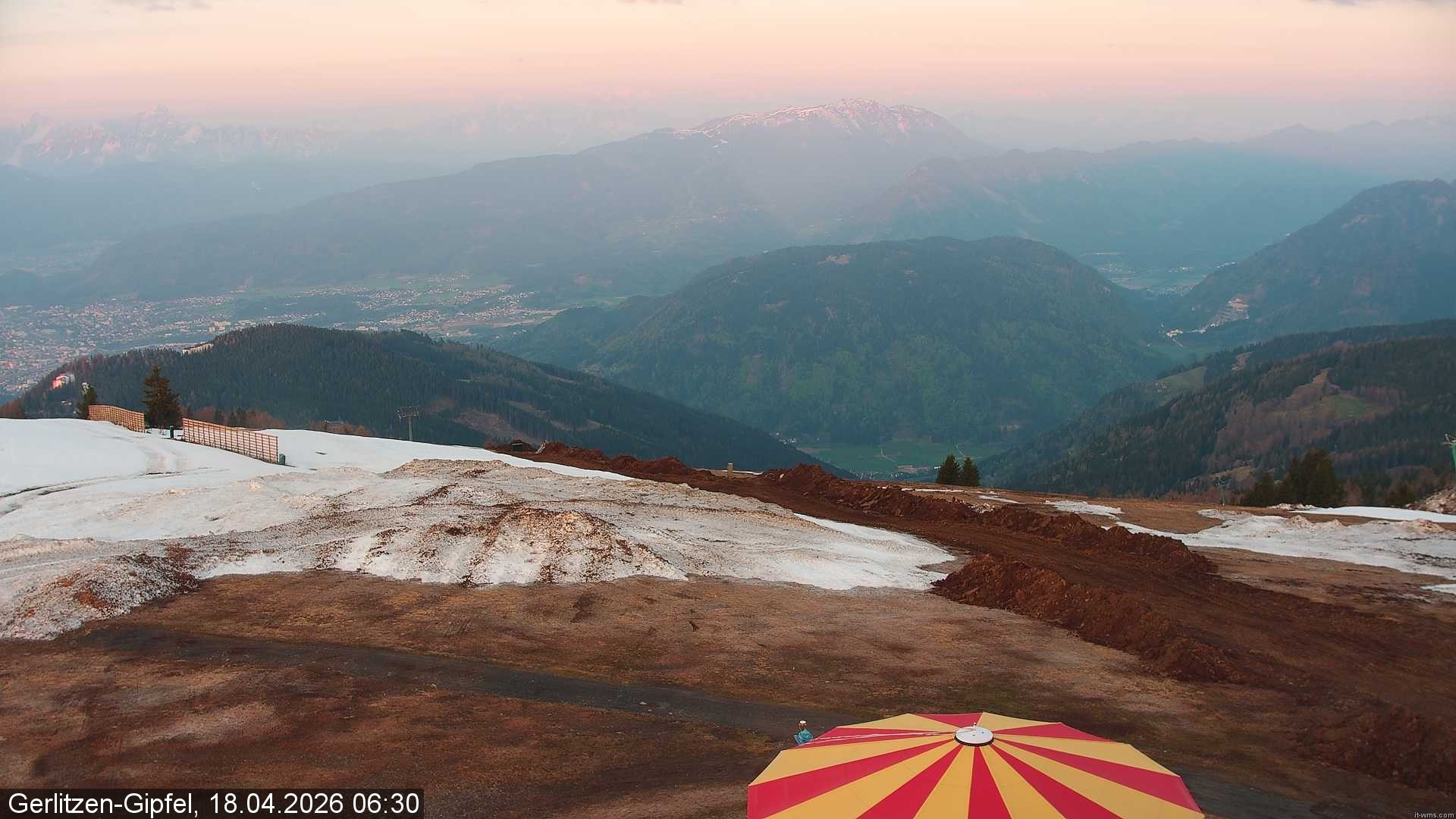 Archiv Foto Webcam Gerlitzen-Gipfel - Alpengasthof