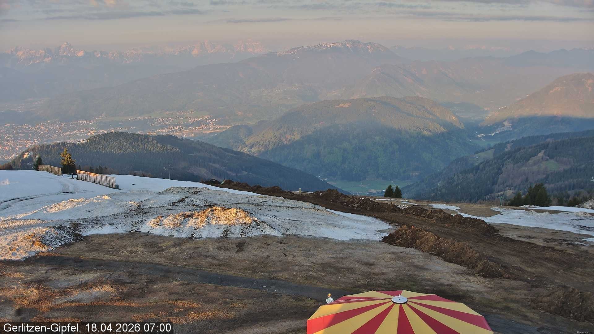 Archiv Foto Webcam Gerlitzen-Gipfel - Alpengasthof