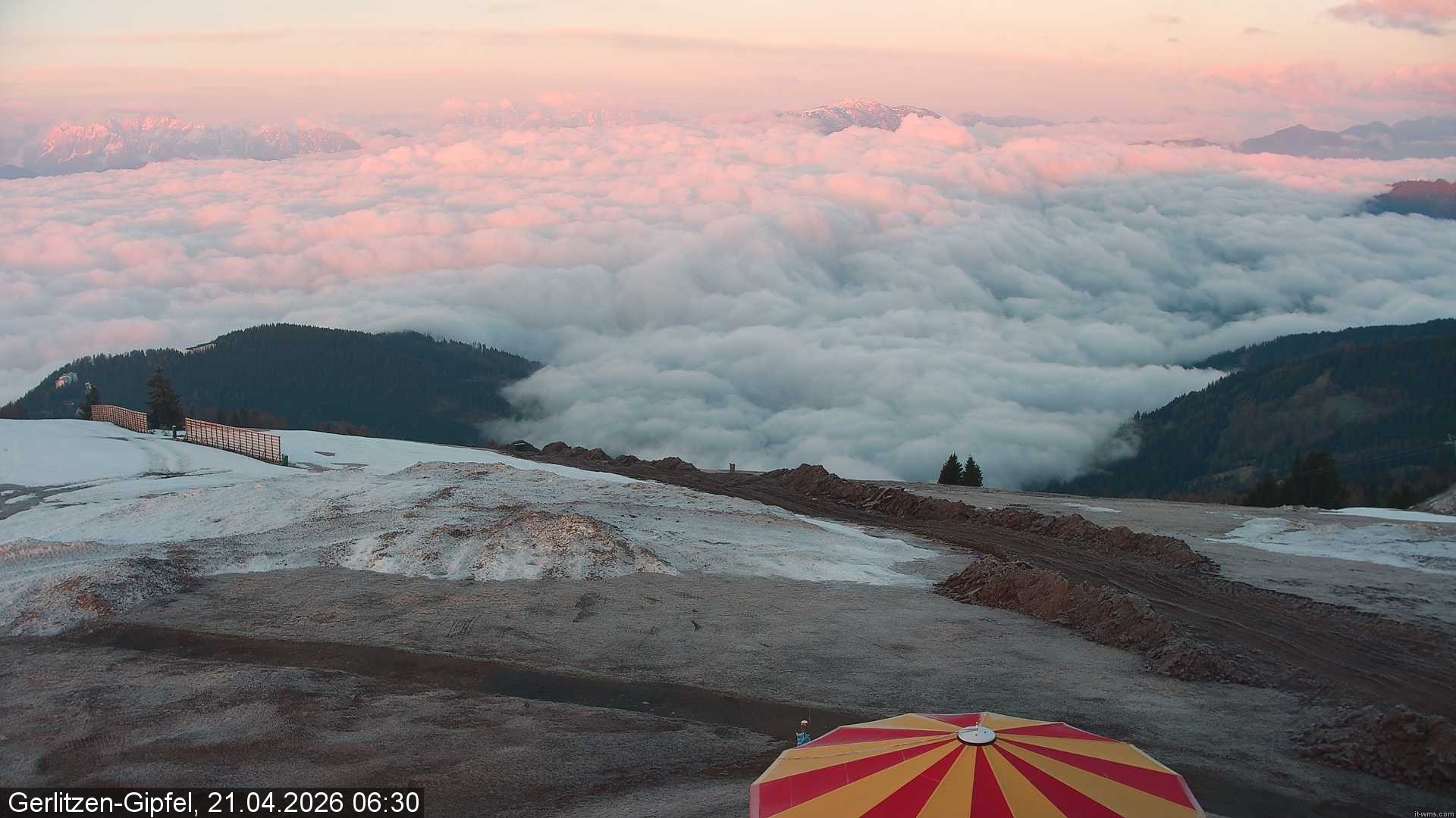 Archiv Foto Webcam Gerlitzen-Gipfel - Alpengasthof