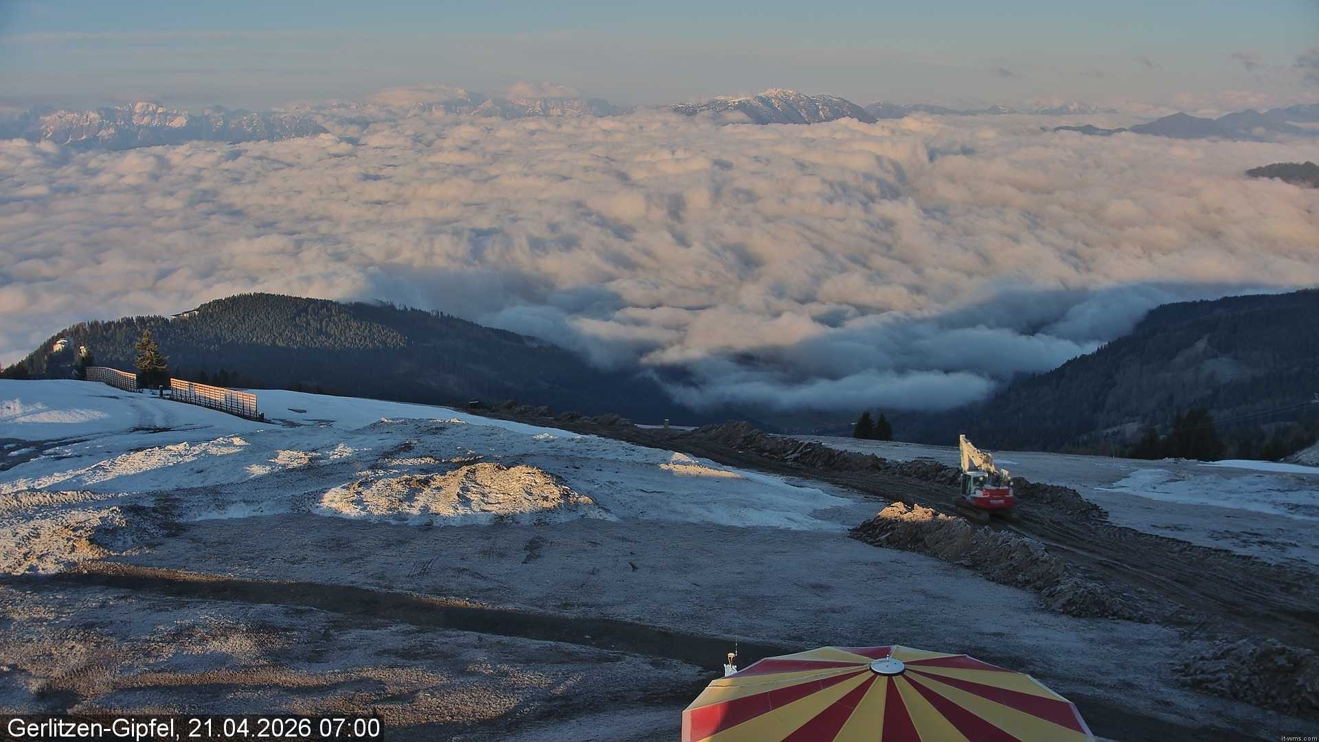 Archiv Foto Webcam Gerlitzen-Gipfel - Alpengasthof