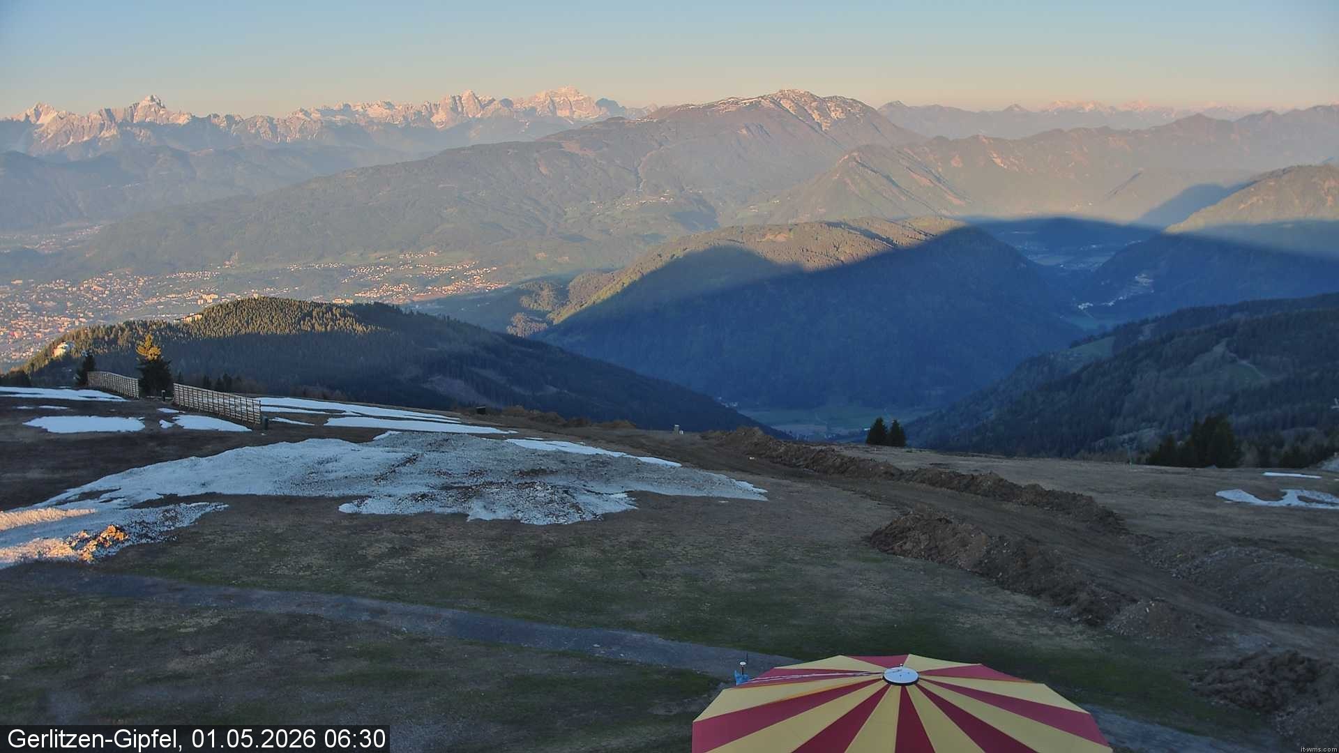 Archiv Foto Webcam Gerlitzen-Gipfel - Alpengasthof