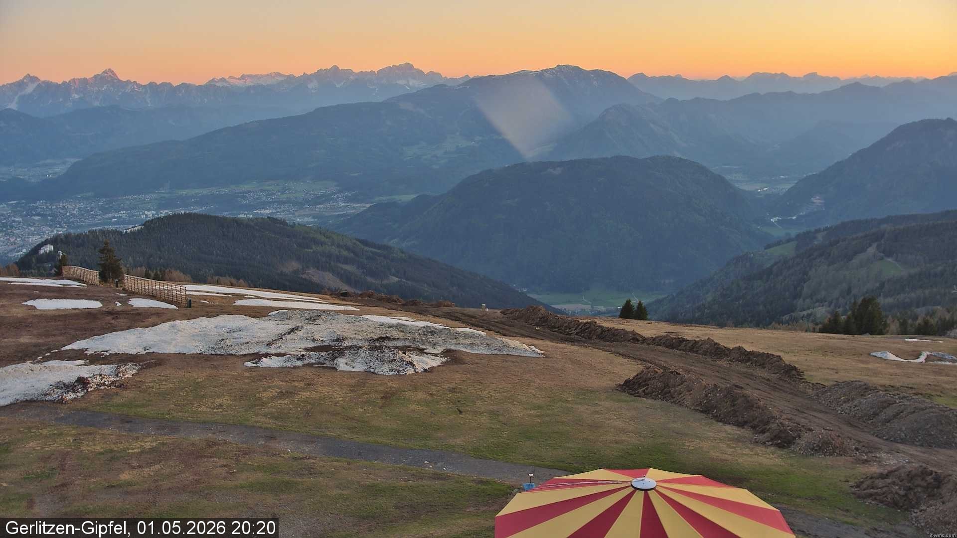 Archiv Foto Webcam Gerlitzen-Gipfel - Alpengasthof