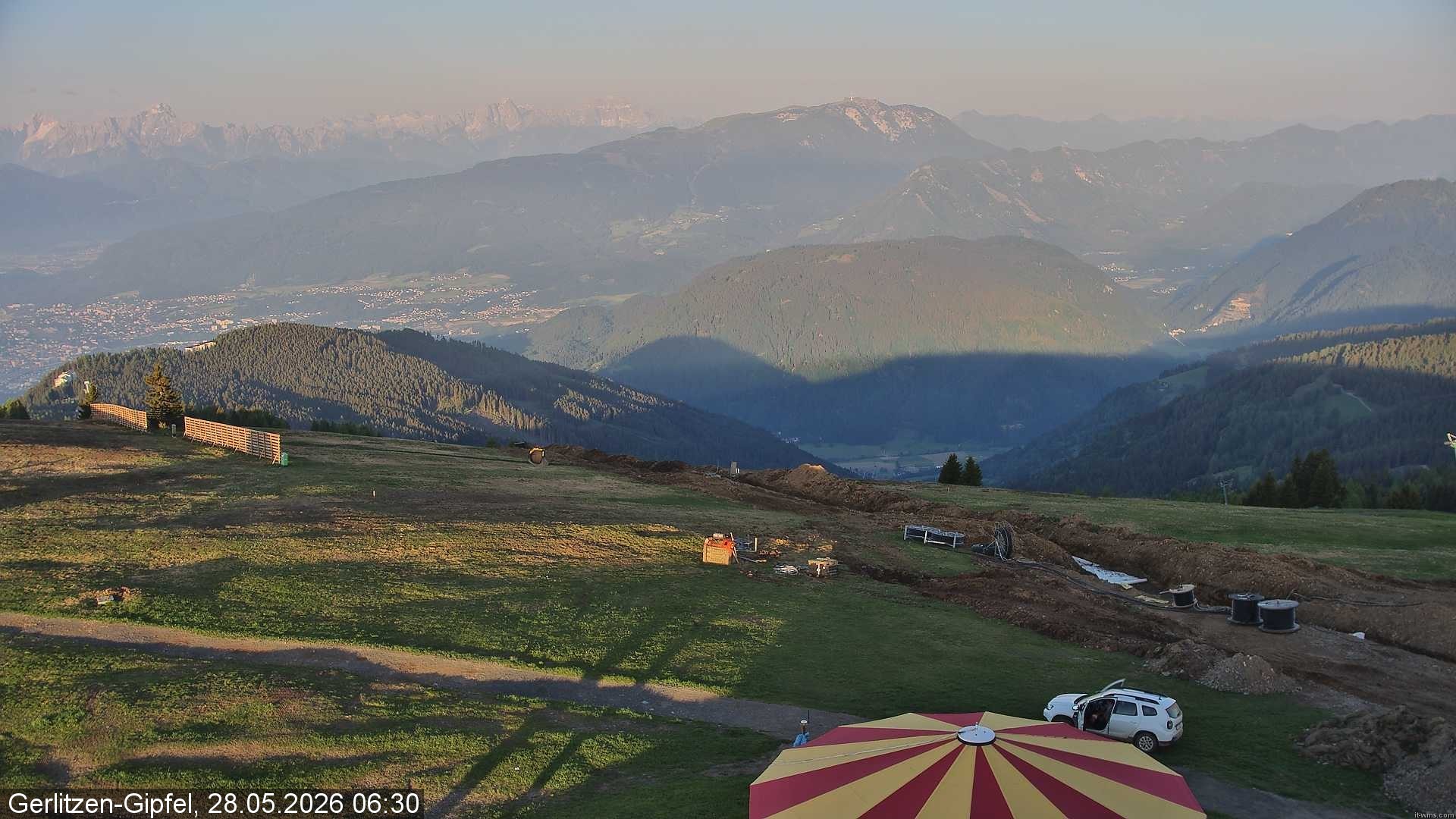 Archiv Foto Webcam Gerlitzen-Gipfel - Alpengasthof