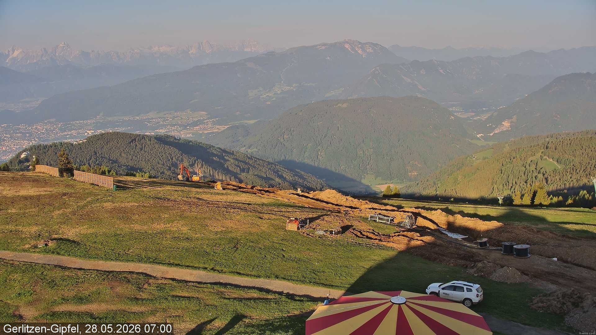 Archiv Foto Webcam Gerlitzen-Gipfel - Alpengasthof