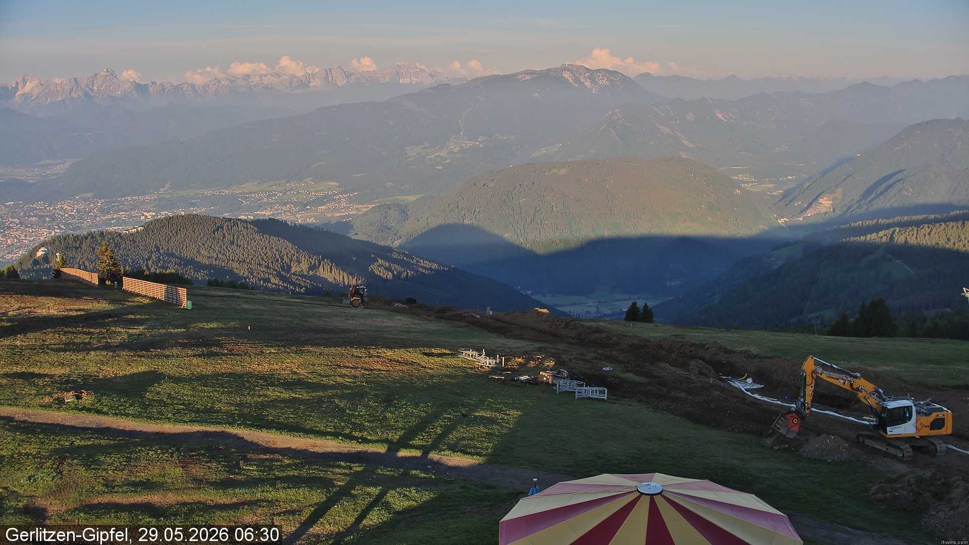 Archiv Foto Webcam Gerlitzen-Gipfel - Alpengasthof