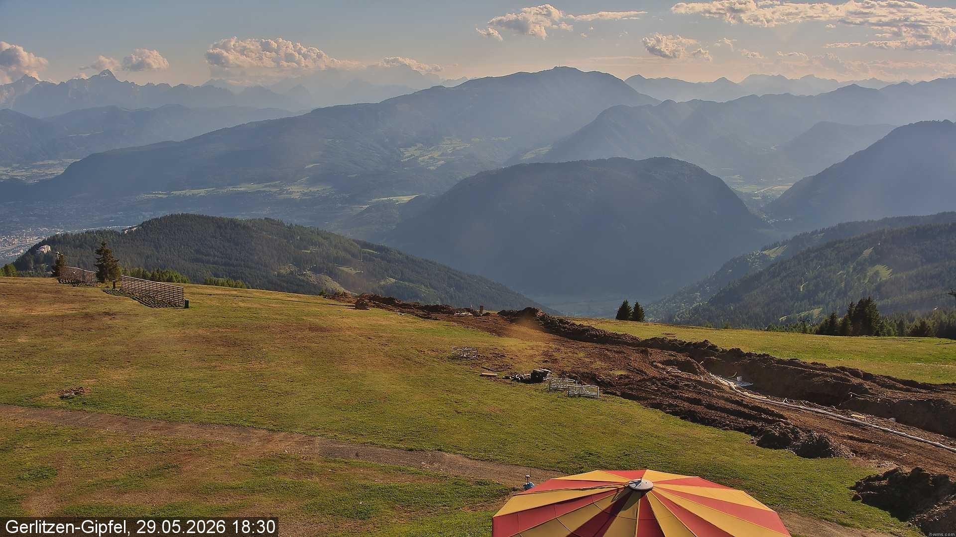 Archiv Foto Webcam Gerlitzen-Gipfel - Alpengasthof