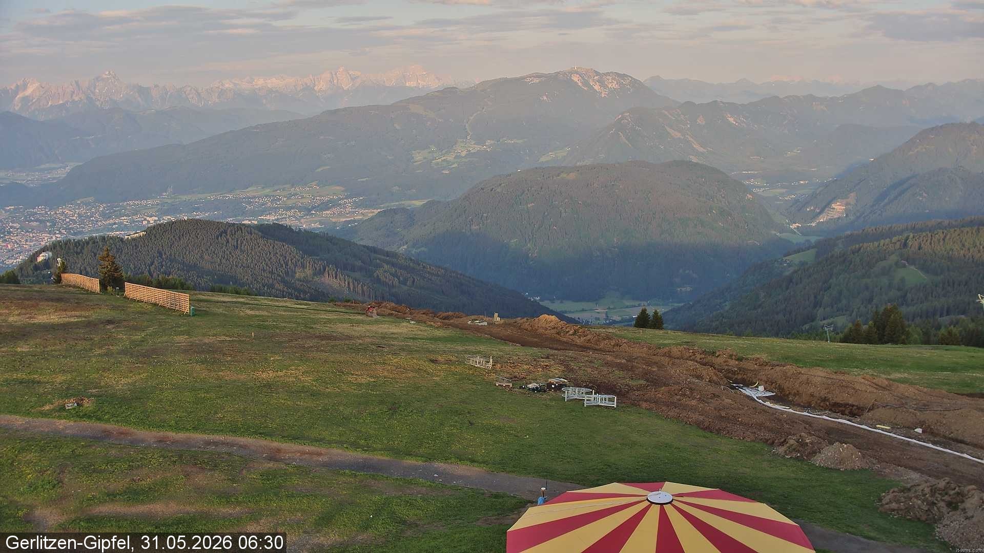 Archived image Webcam Gerlitzen summit (Carinthia)