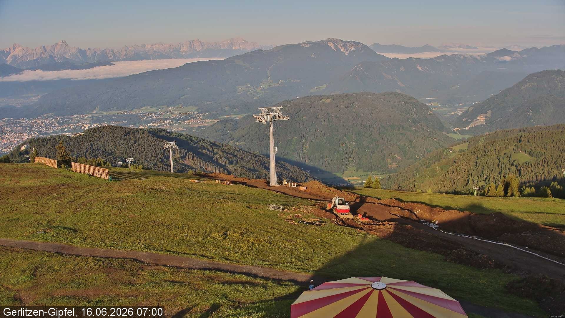Archiv Foto Webcam Gerlitzen-Gipfel - Alpengasthof