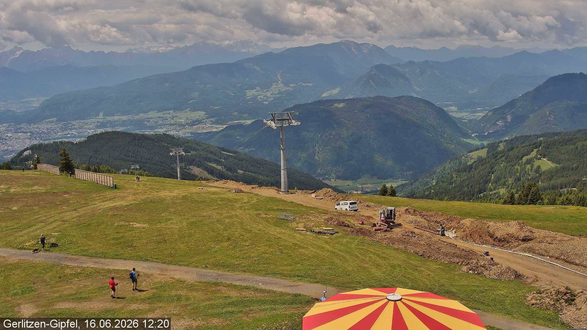Archiv Foto Webcam Gerlitzen-Gipfel - Alpengasthof