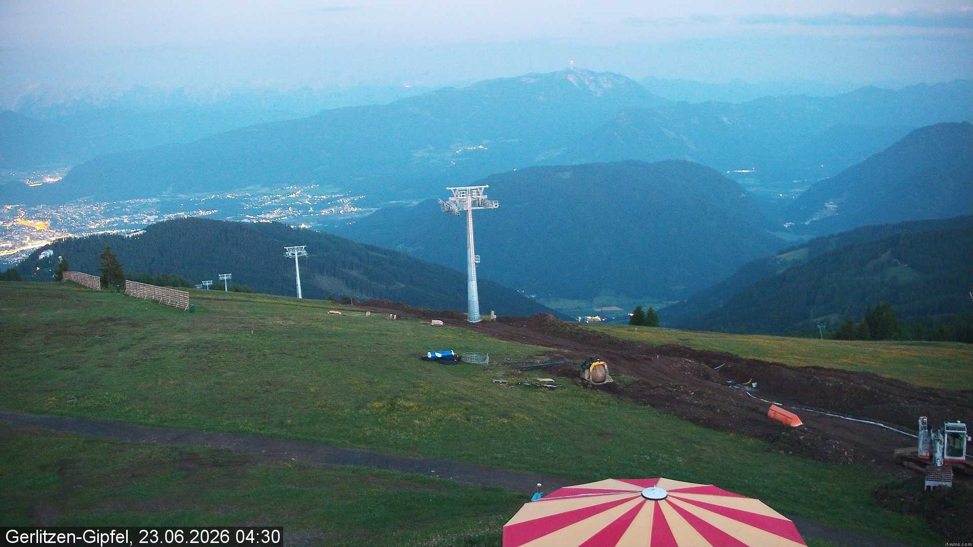 Archiv Foto Webcam Gerlitzen-Gipfel - Alpengasthof