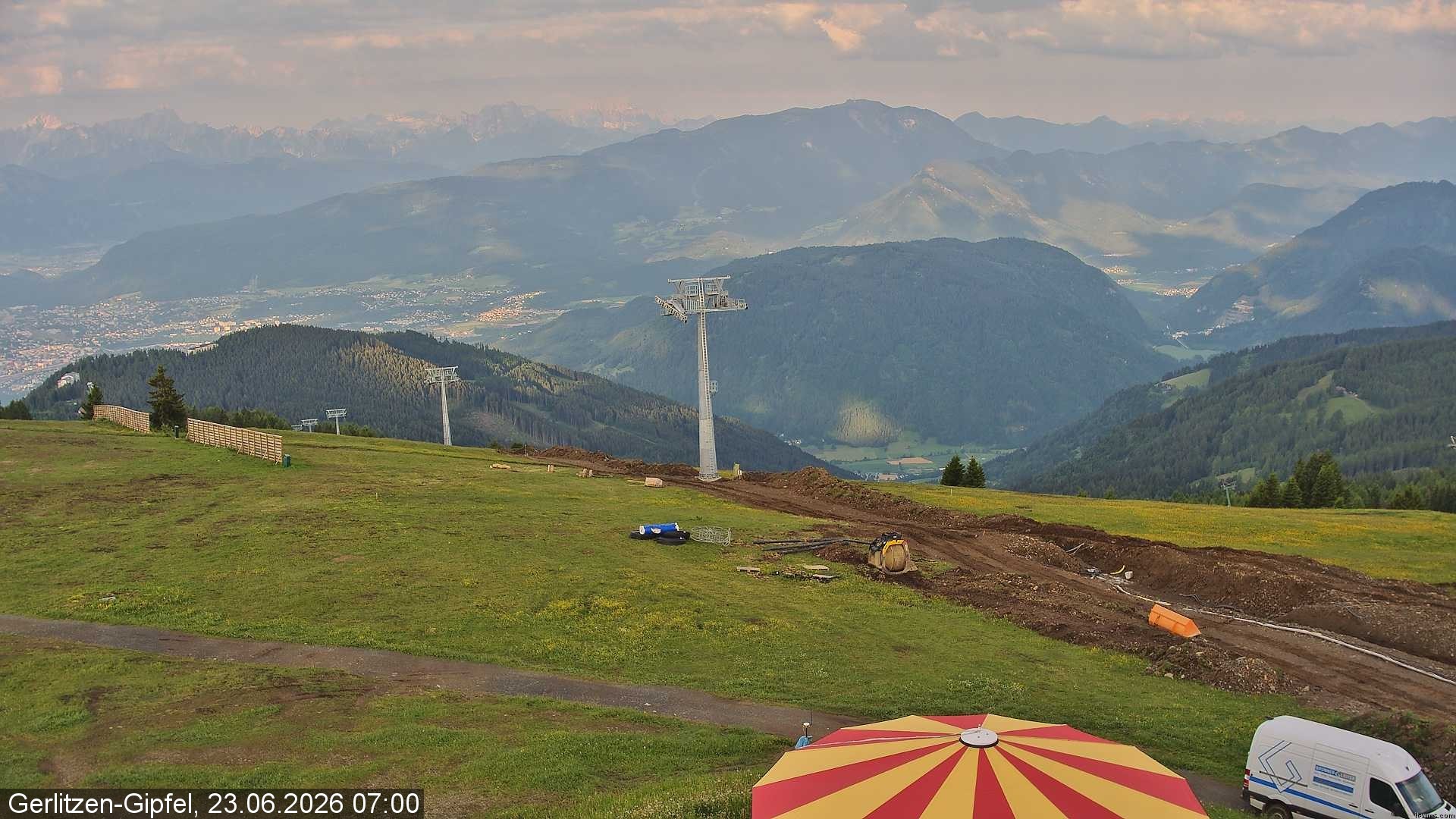 Archiv Foto Webcam Gerlitzen-Gipfel - Alpengasthof