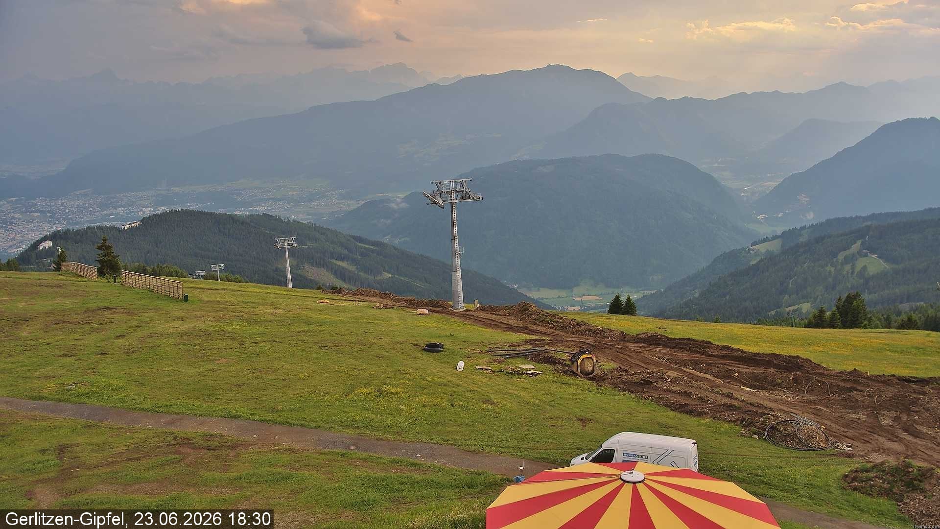 Archiv Foto Webcam Gerlitzen-Gipfel - Alpengasthof
