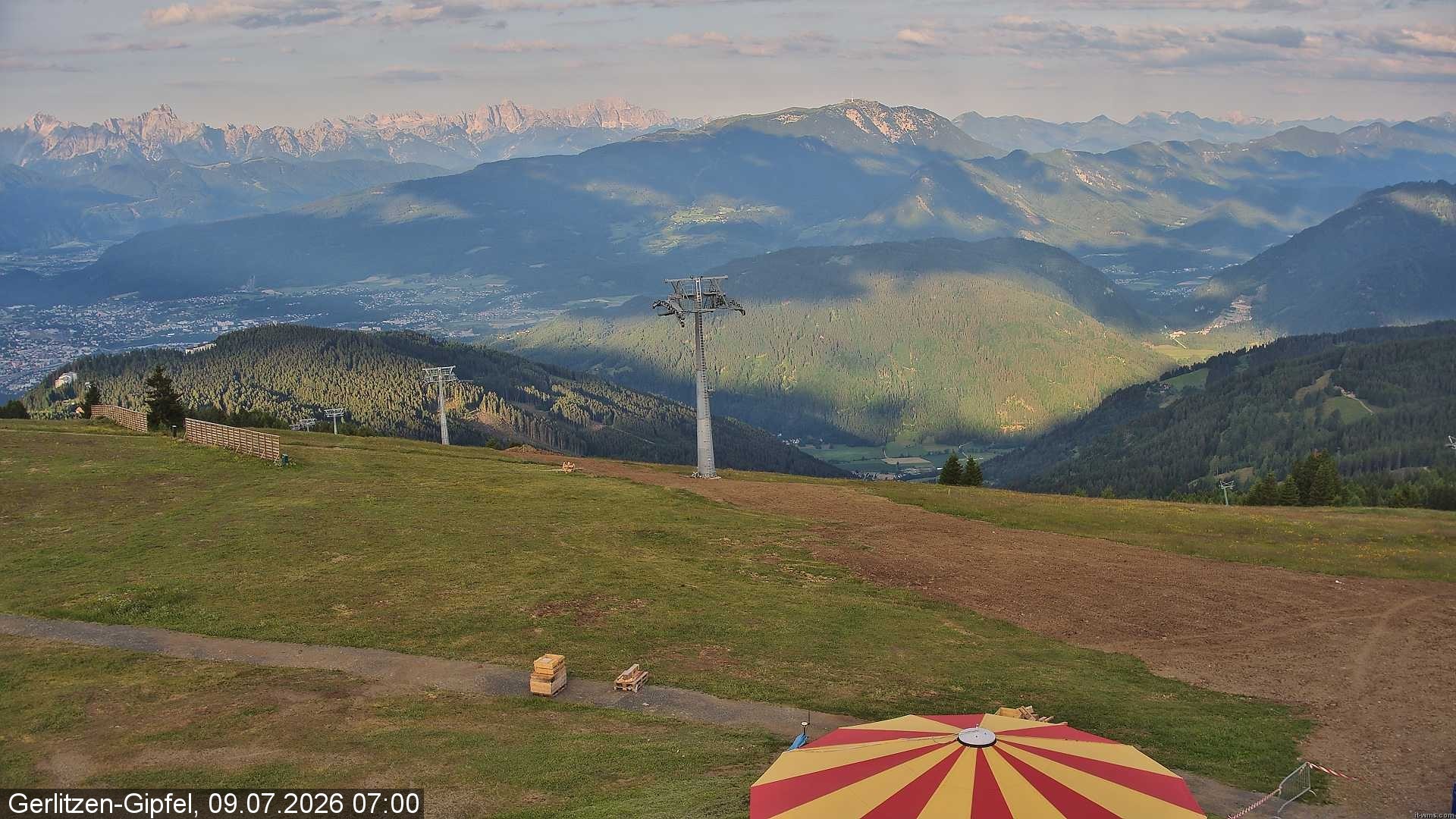 Archiv Foto Webcam Gerlitzen-Gipfel - Alpengasthof