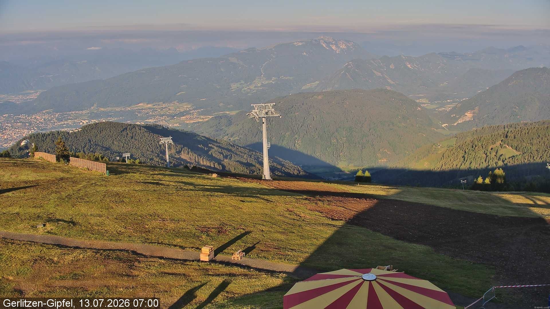 Archiv Foto Webcam Gerlitzen-Gipfel - Alpengasthof