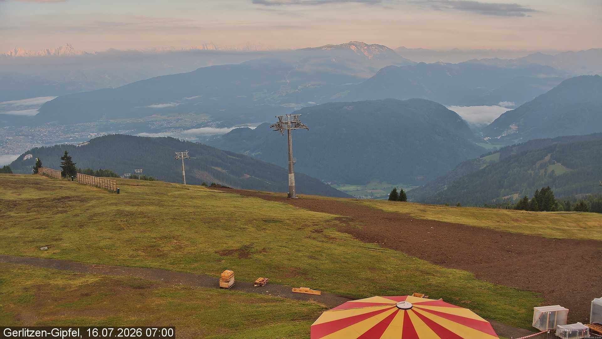 Archiv Foto Webcam Gerlitzen-Gipfel - Alpengasthof