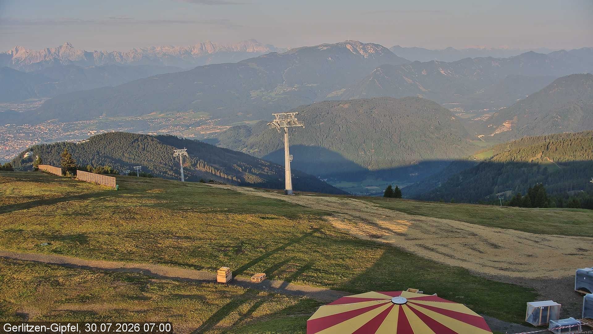 Archiv Foto Webcam Gerlitzen-Gipfel - Alpengasthof