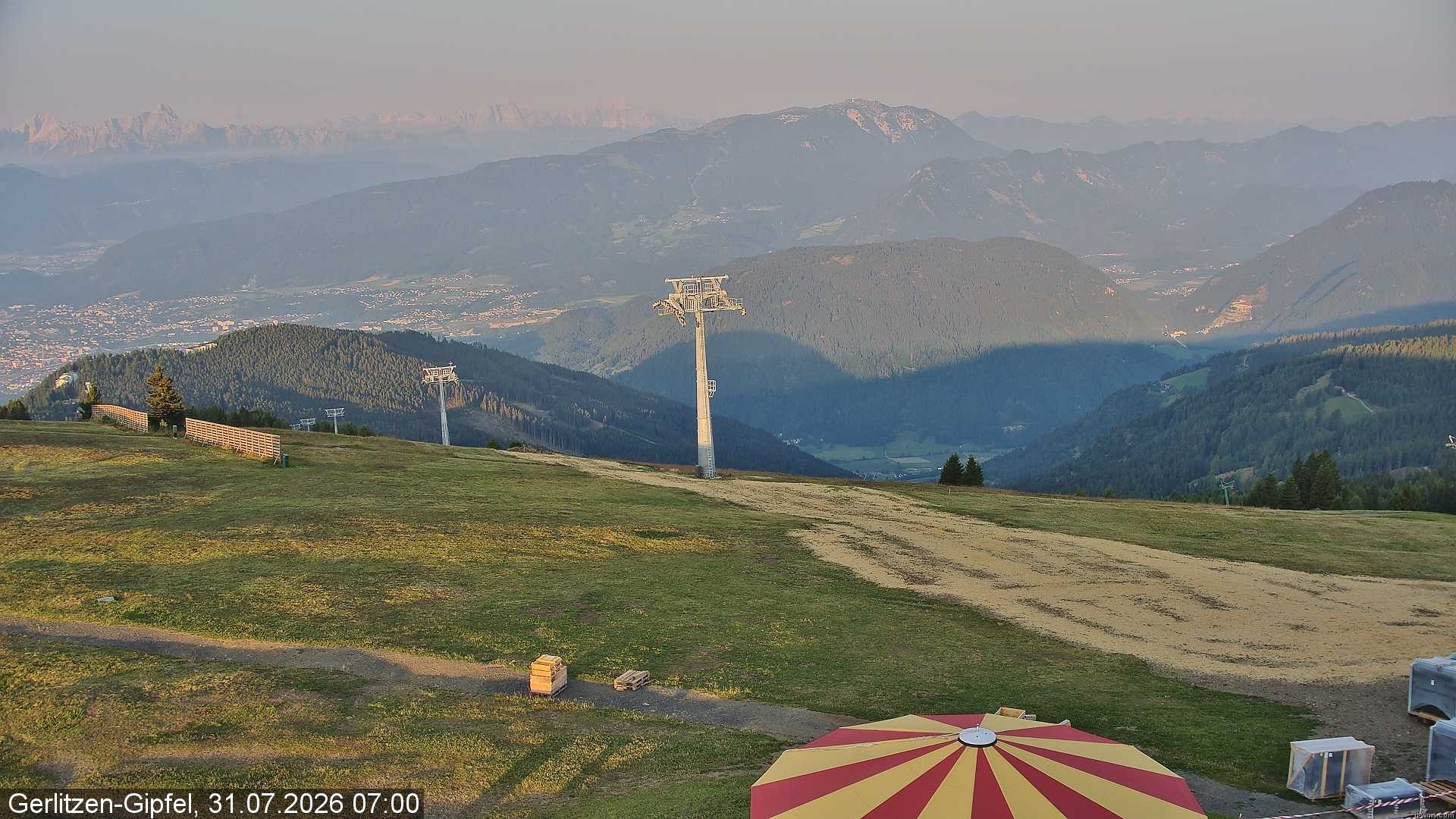 Archiv Foto Webcam Gerlitzen-Gipfel - Alpengasthof