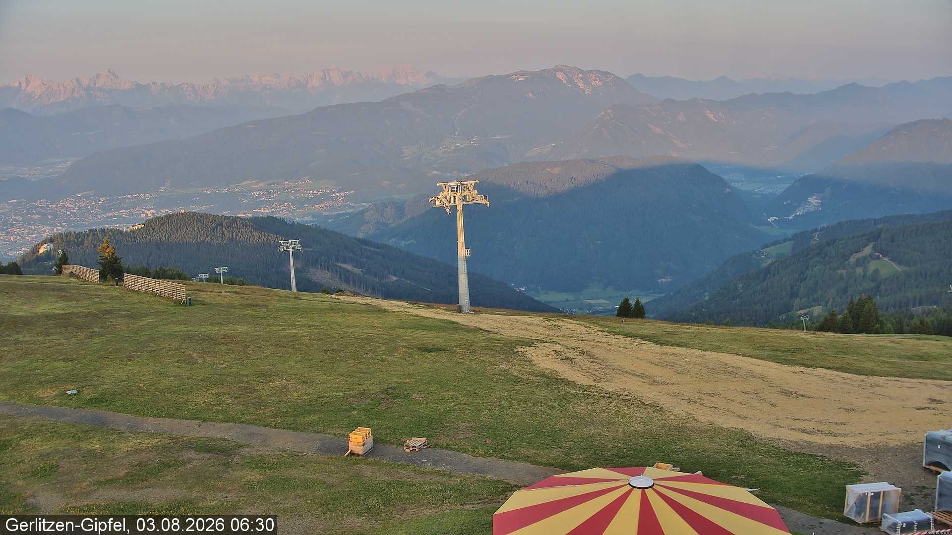 Archiv Foto Webcam Gerlitzen-Gipfel - Alpengasthof