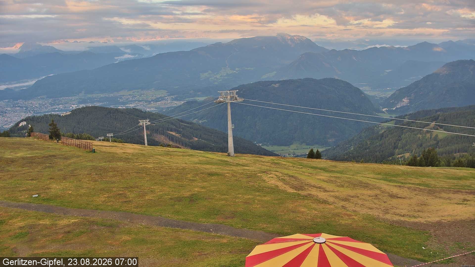 Archiv Foto Webcam Gerlitzen-Gipfel - Alpengasthof