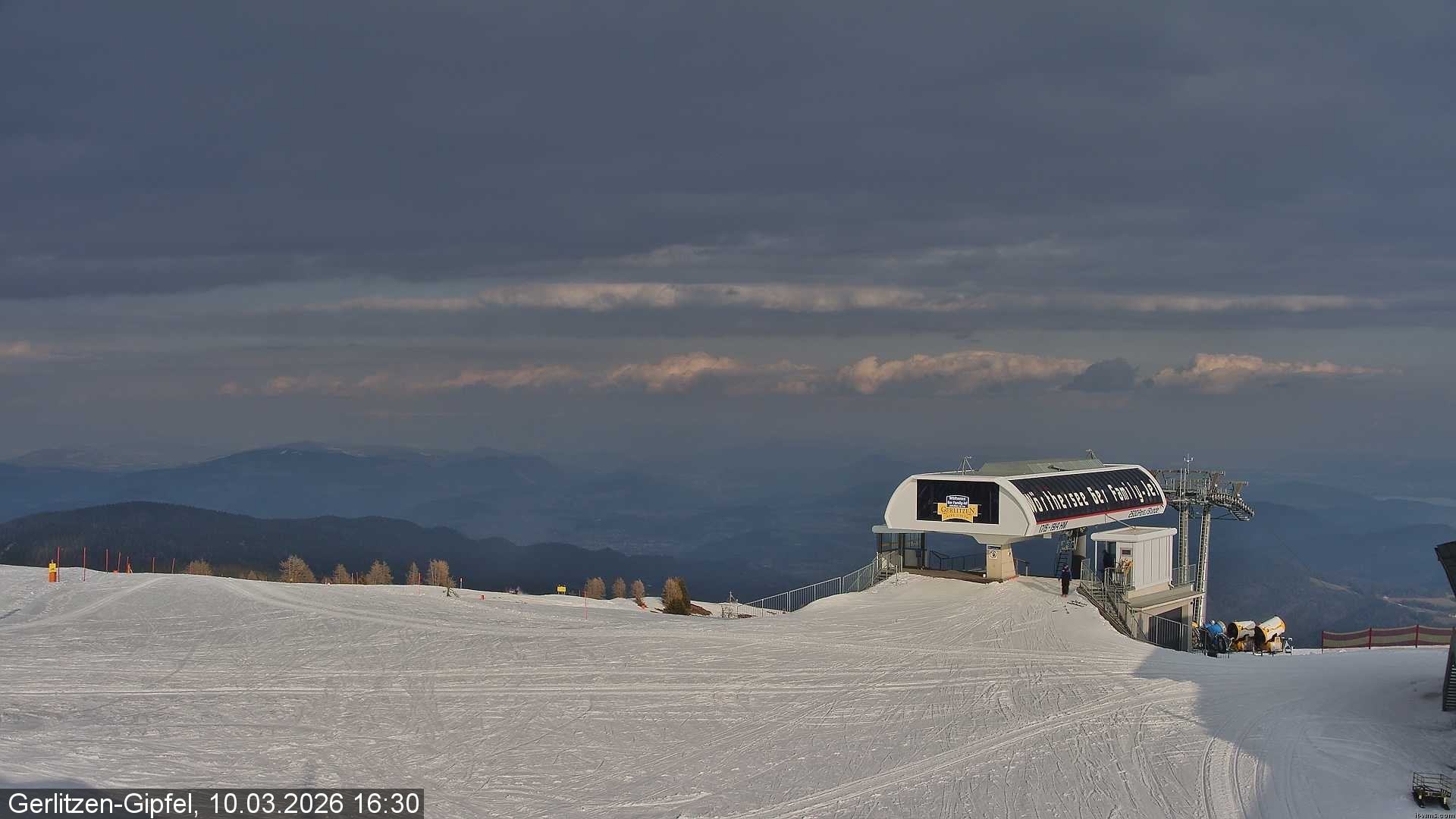Archiv Foto Webcam Bergstation Sessellift Bergerbahn