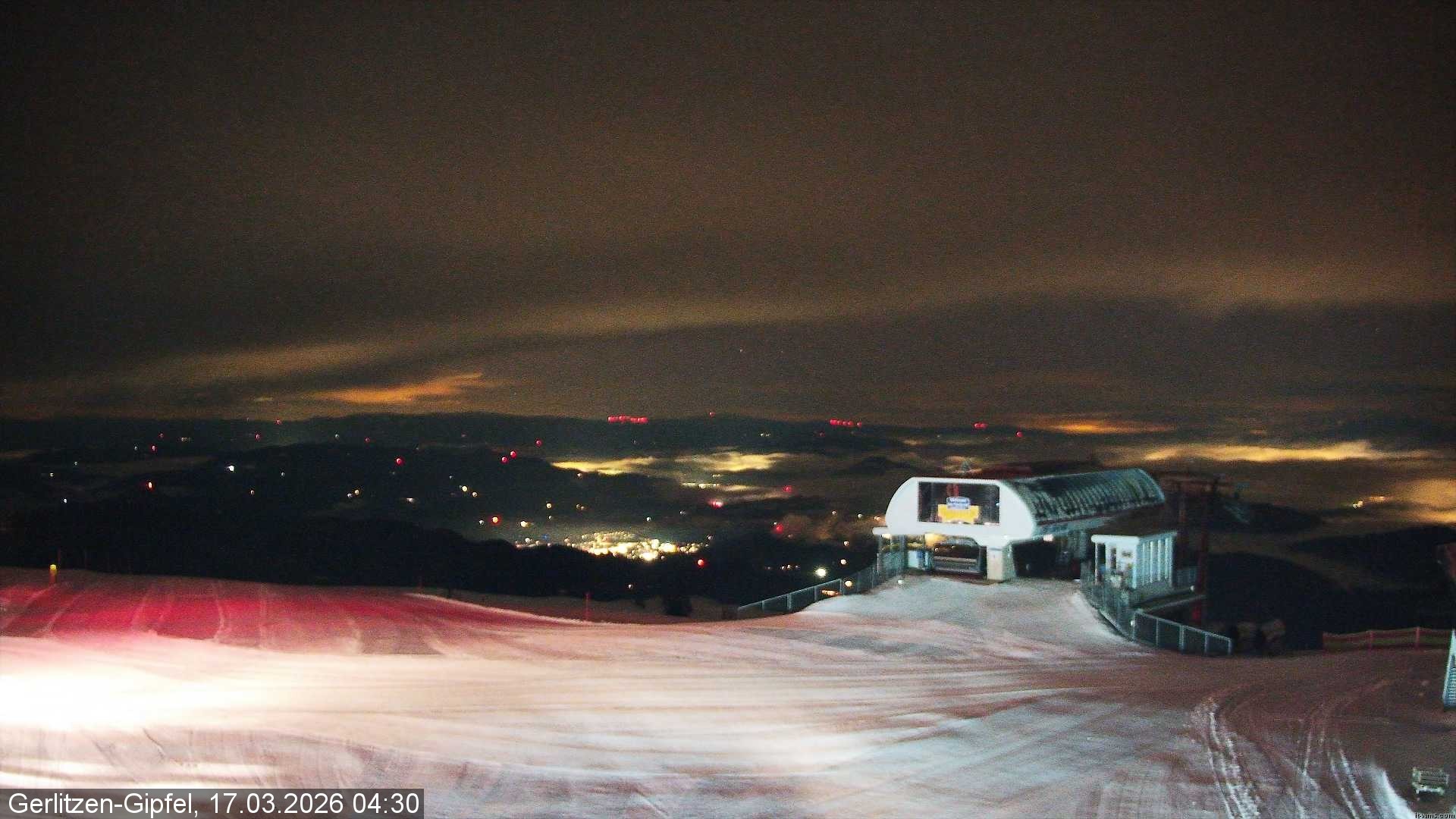 Archived image Webcam Top station Bergerbahn