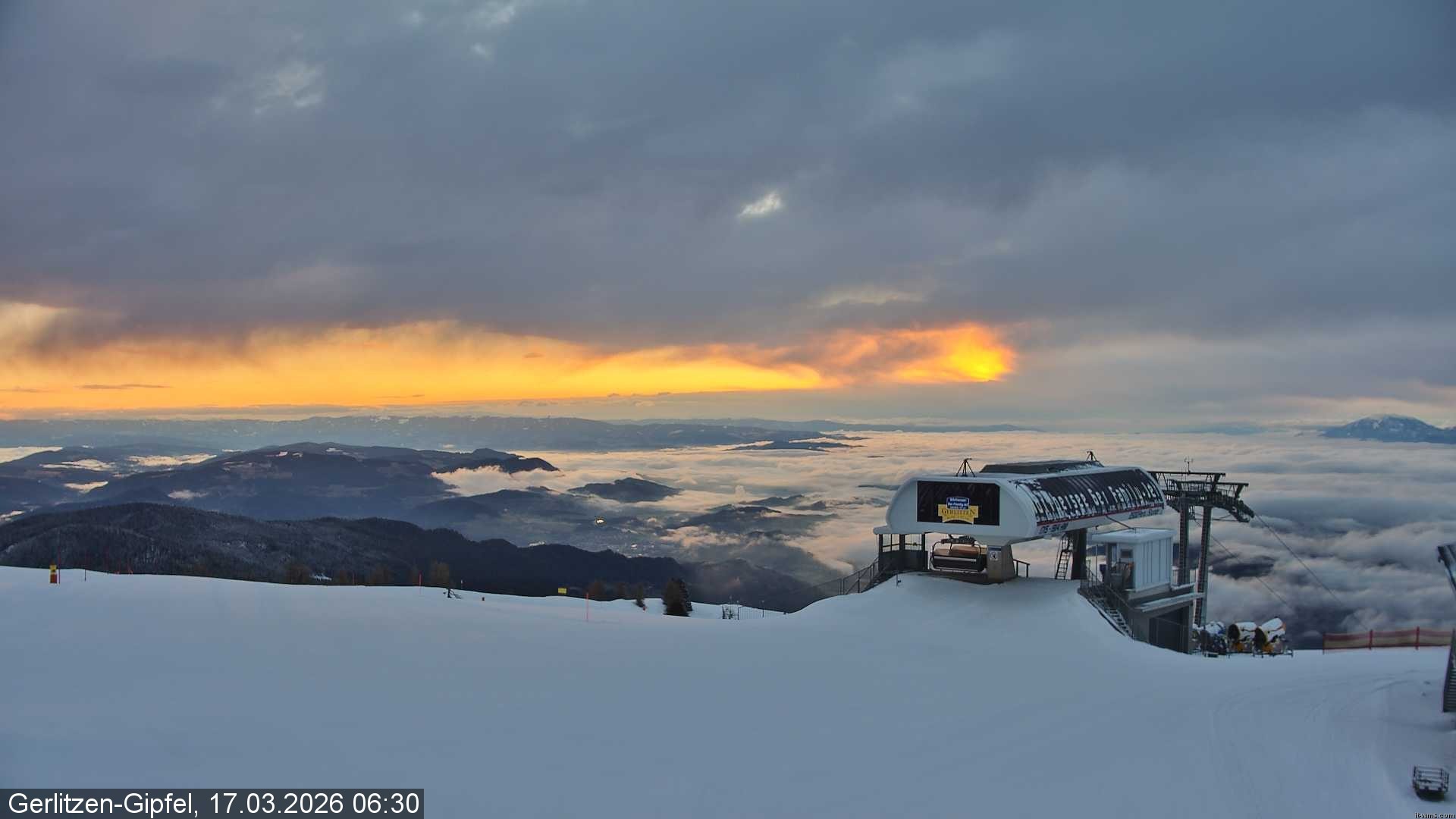 Archived image Webcam Top station Bergerbahn