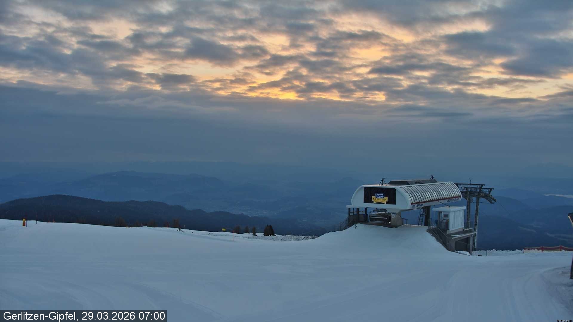 Archiv Foto Webcam Bergstation Sessellift Bergerbahn