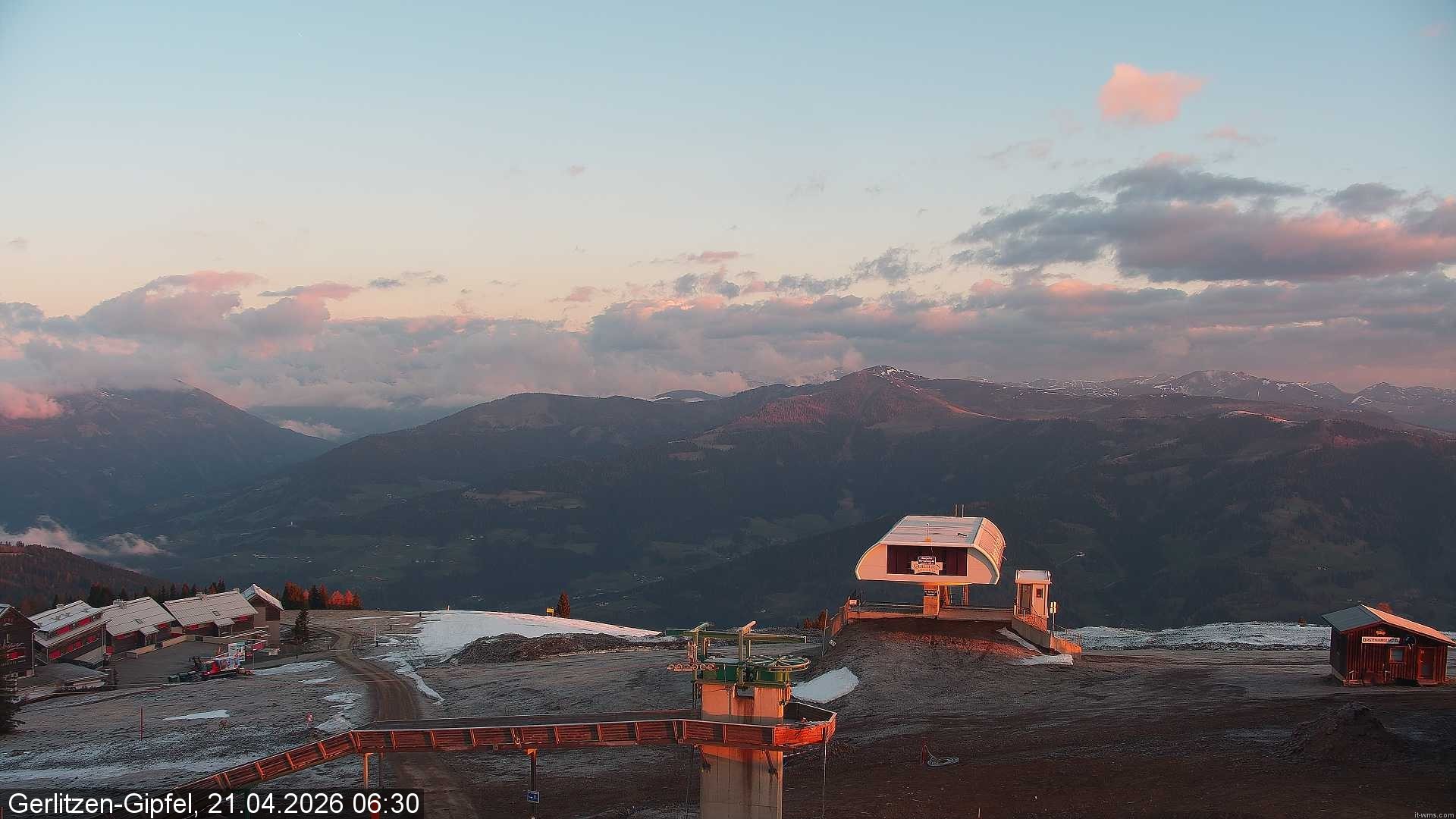 Archiv Foto Webcam Bergstation Sessellift Bergerbahn