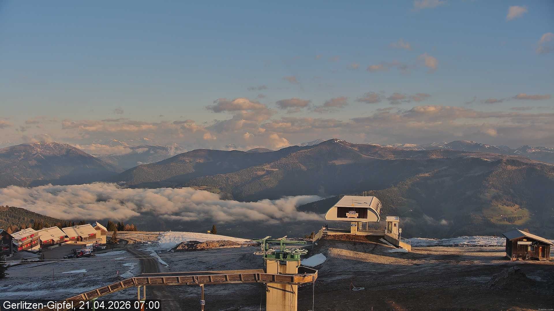 Archiv Foto Webcam Bergstation Sessellift Bergerbahn
