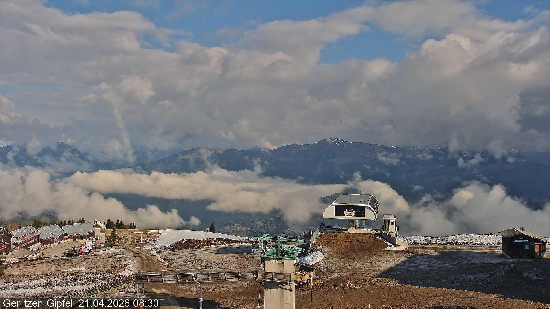 Archiv Foto Webcam Bergstation Sessellift Bergerbahn